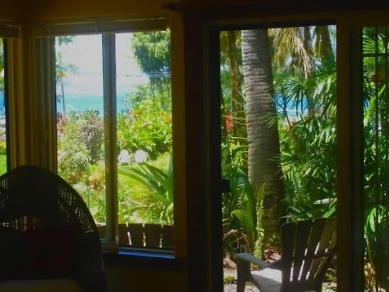 At The Beach With Friends Bed And Breakfast Hilo