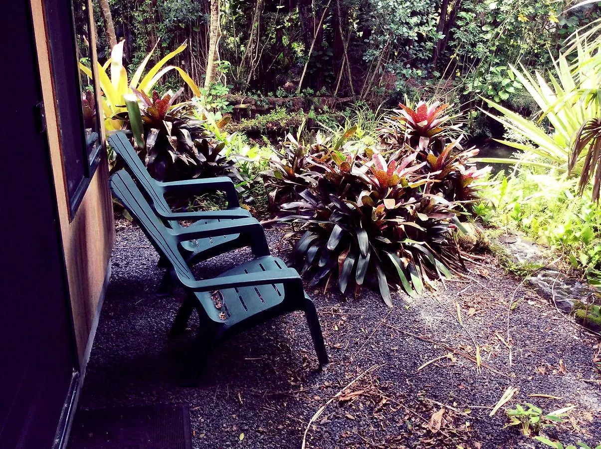 At The Beach With Friends Bed And Breakfast Hilo 0*,  United States